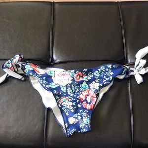 Super Cheeky Swim Bottoms